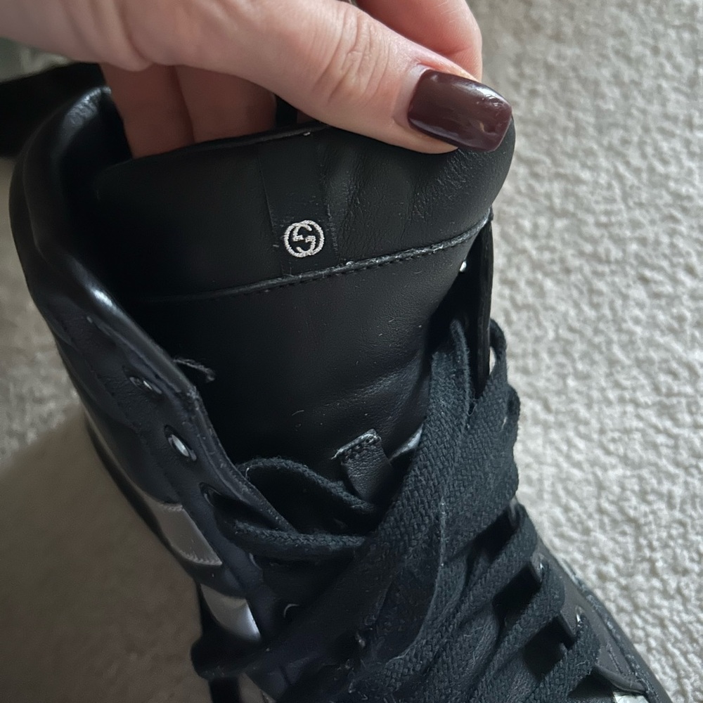 Authentic GUCCI HIGH TOP CONTRAST PADDED LEATHER SNEAKER, 7G - Picture 6 of 14